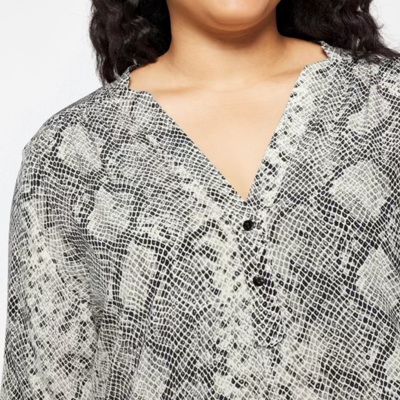 100% Silk Plus Size 2x Top/Blouse made by Amour Vert - Picture 4 of 4